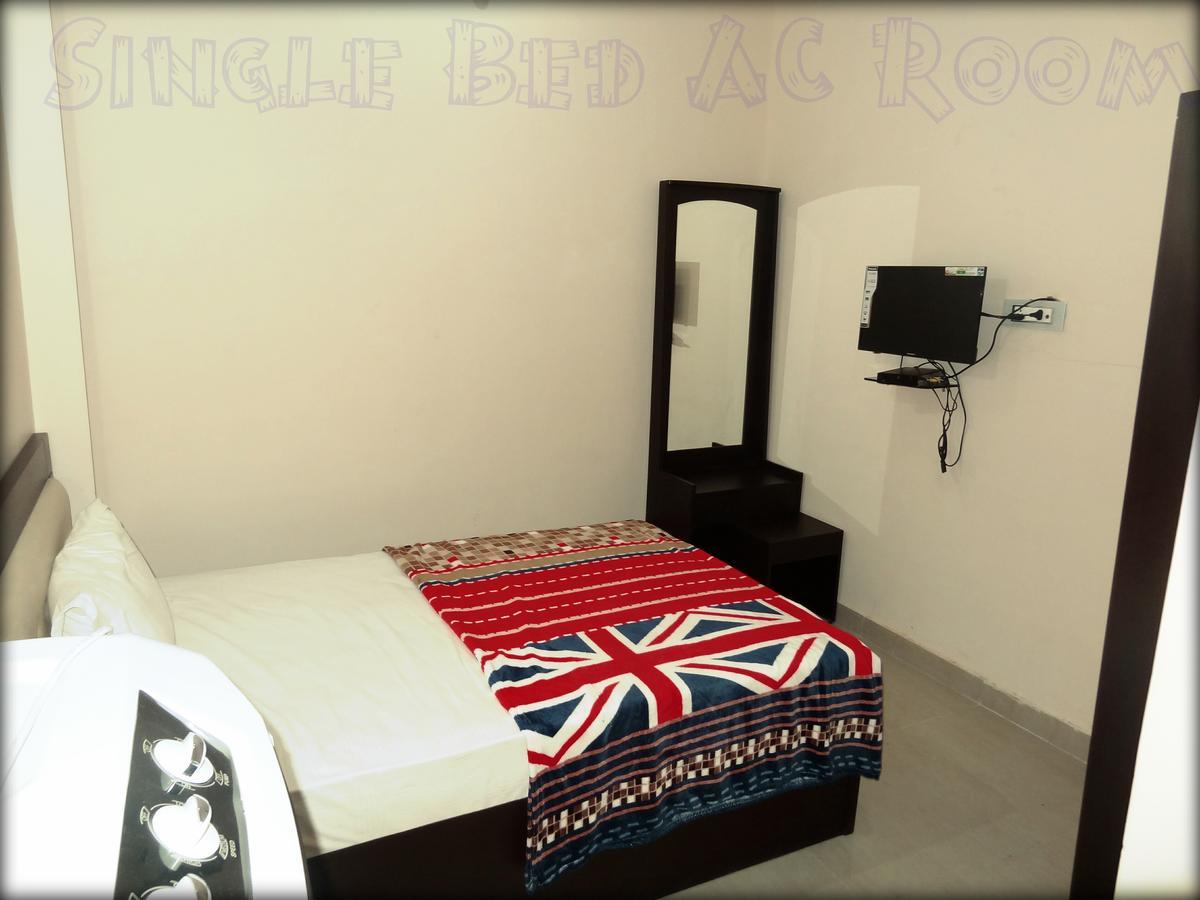 The Royal Hotel Chhatarpur Exterior foto